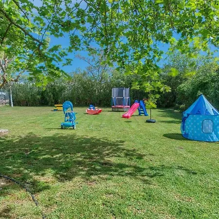 펜션 Gina's House