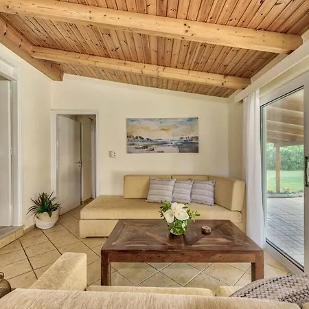 Gina's House * Gaitani